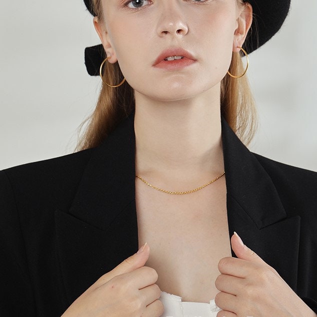 Dainty Hoop Earrings, Medium Hoop Earrings, Dainty Hoops, Delicate Hoop Earrings, Hoops, Thin Wire Hoops 18K Gold Hoops Hypoallergenic