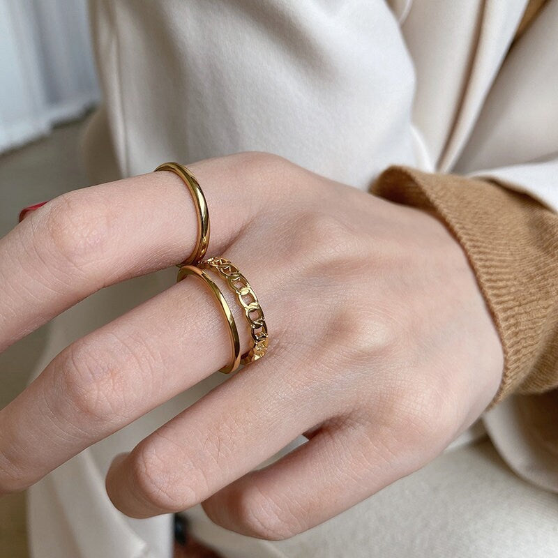 18K Gold Double Band ring, Gold twisted ring, Dainty Gold ring, Gold Statement ring, Hypoallergenic, Water-resistant, Gift for her