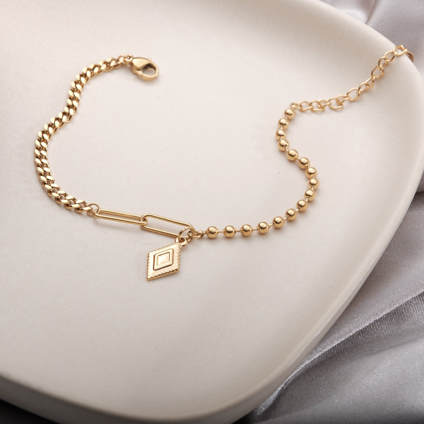 Diamond shape bracelet, vintage bracelet, chain bracelet, beaded chain bracelet, Cuban chain bracelet, layered bracelet