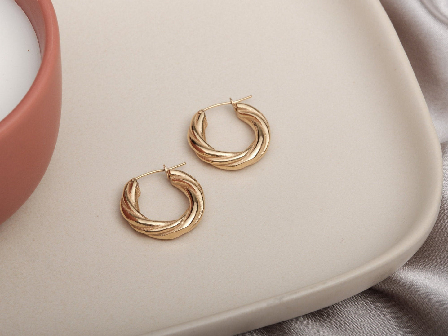 Gold Twisted Hoop Earrings Bold Gold Hoop Earrings Chunky Earrings Statement Hoops Gold Filled Hoops Earring Chunky Twisted Hoops Gold