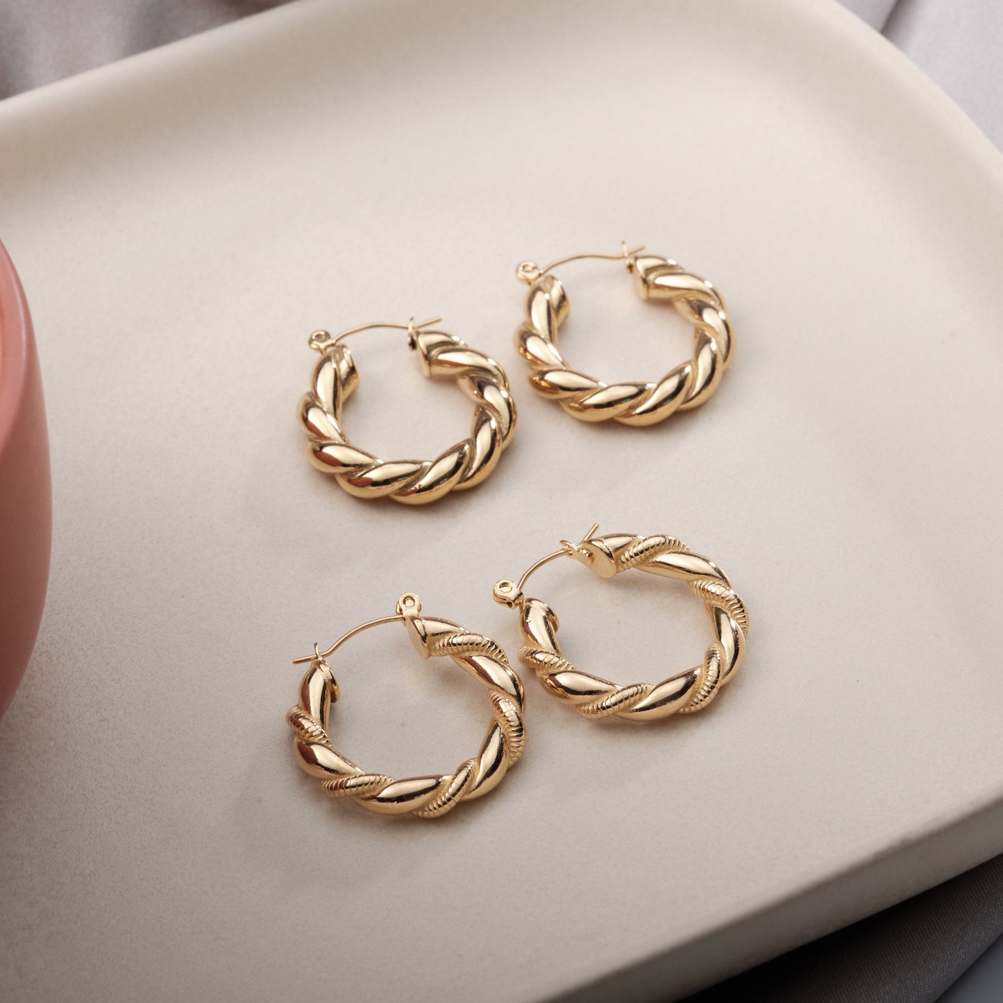 Gold Twisted Hoop, 18k Gold Twist Hoop, Twisted Earring, Gold Hoops, Gold Earrings, Gold Chunky Hoops, Gold Twisted Rope 25mm Diameter