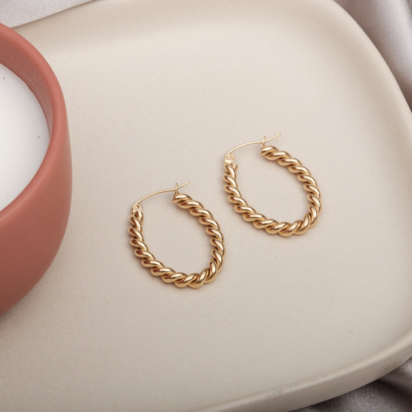 Gold Twist Hoop Earring French Twist Vintage Titanium Oval Earring Hoop Oval Huggie Water and Tarnish Resistant Oval Twisted Hoops