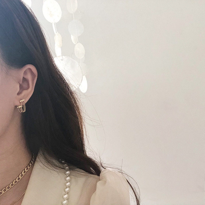 Gold Tiny Chain Earrings, Tiny Dangle Earrings, Beaded Chain Earrings, Gold Tiny Earrings, Gold Chain Earrings, WATERPROOF, Dangling