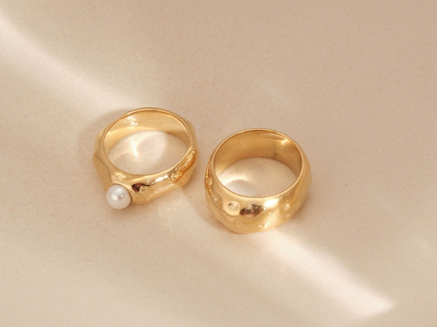 Gold Chunky Ring, Crater Dent Ring, Gold Hammered Ring, Gold Pearl Ring, Statement Ring, Thick Ring, WATEPROOF Ring, Stylist Ring, Gift Ring