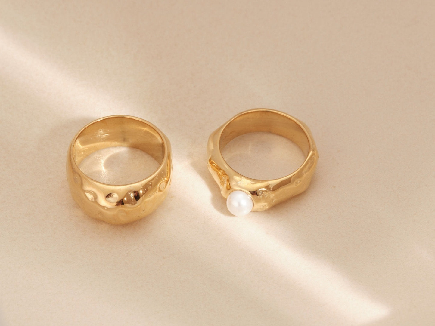 Gold Chunky Ring, Crater Dent Ring, Gold Hammered Ring, Gold Pearl Ring, Statement Ring, Thick Ring, WATEPROOF Ring, Stylist Ring, Gift Ring