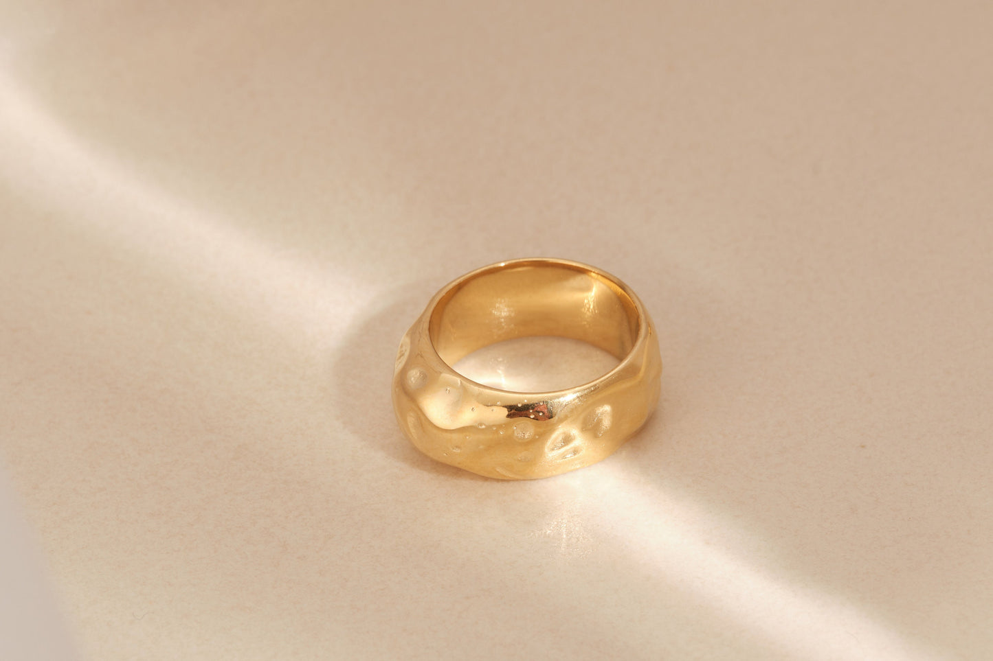 Gold Chunky Ring, Crater Dent Ring, Gold Hammered Ring, Gold Pearl Ring, Statement Ring, Thick Ring, WATEPROOF Ring, Stylist Ring, Gift Ring