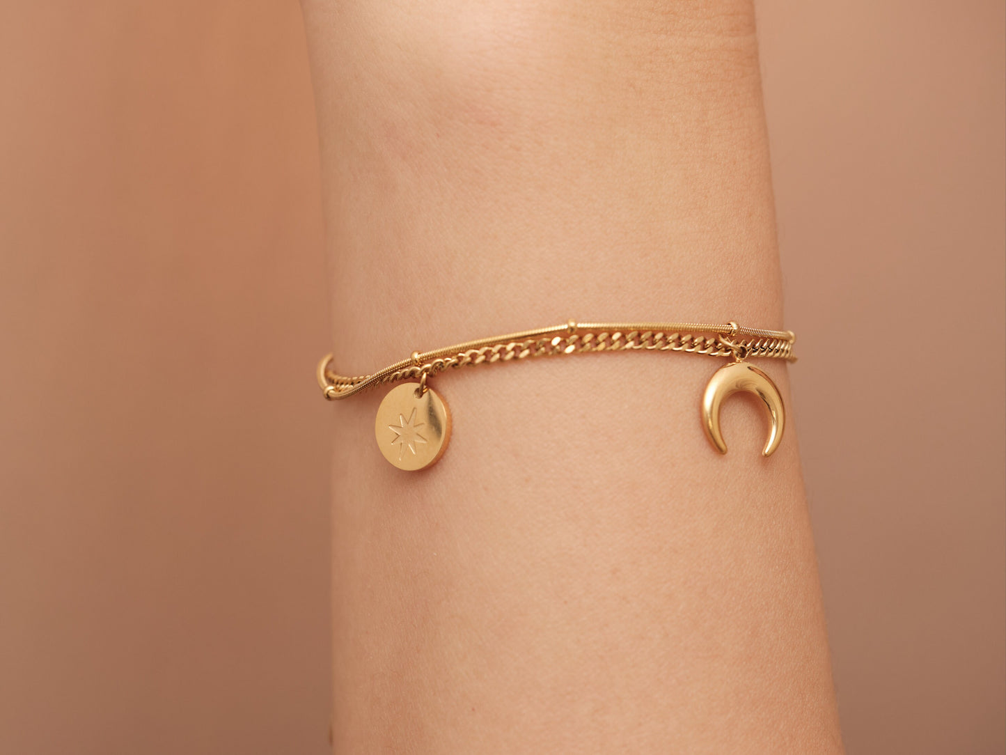 Star, Moon and Sun 18K Gold Layered Bracelet Dainty Minimalistic Stacking Bracelet. Layering Bracelet. Mother Daughter Sun Moon Star
