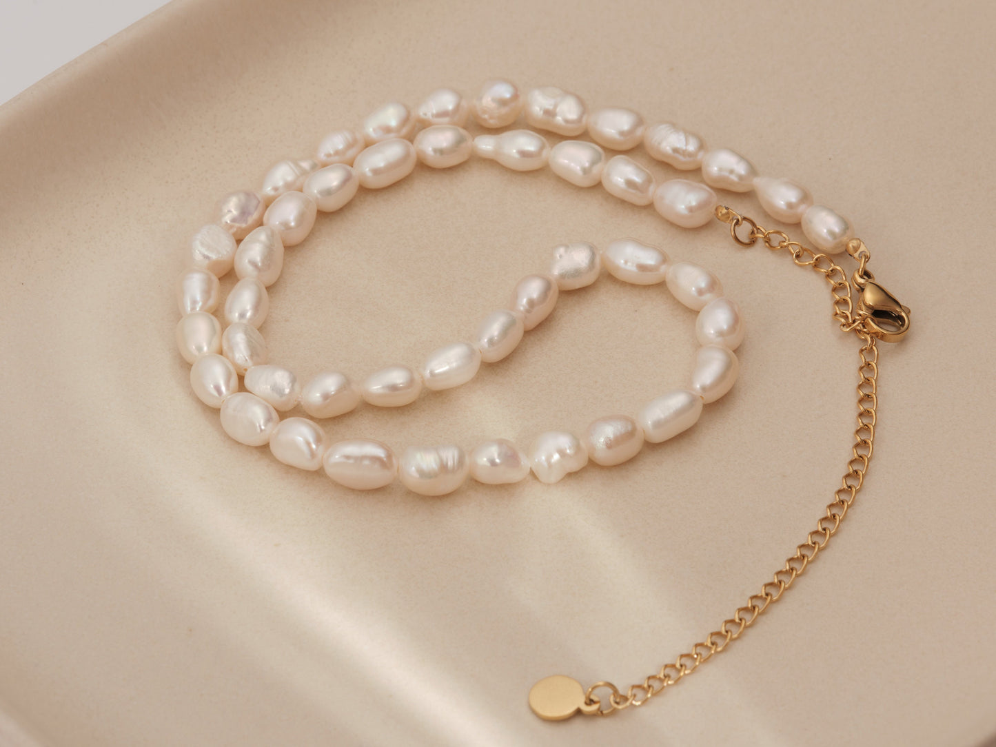 Freshwater pearl strand, Gold Hammered Moon Necklace - Natural Pearl Chain Necklace, Gold moon charm, Freshwater pearl necklace, real pearl