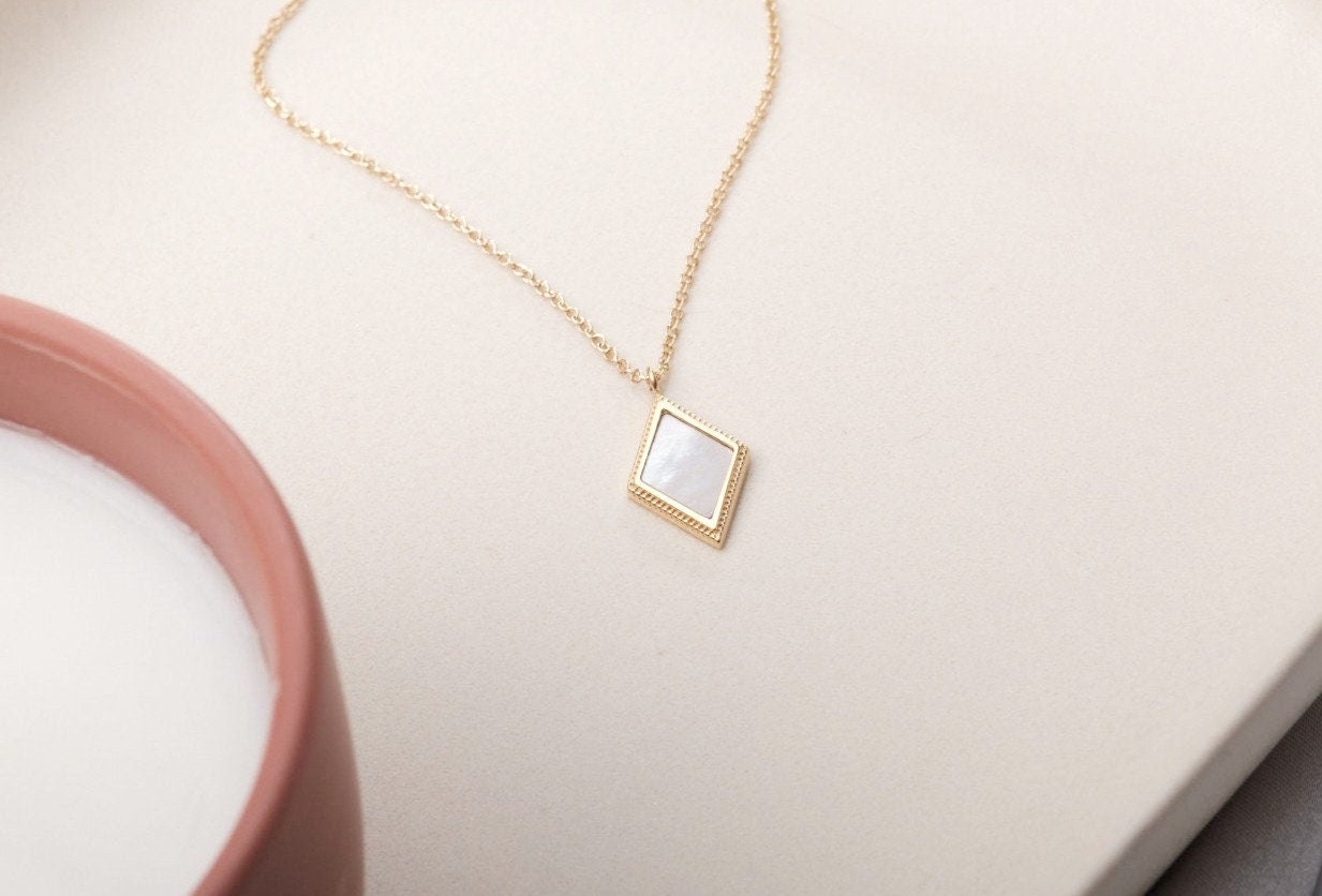 Diamond shape natural mother of Pearl Necklace, Gold Necklace, Gold Vintage Necklace, Vintage Mother of Pearl Necklace, WATERPROOF