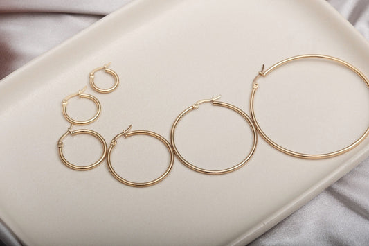 Dainty Hoop Earrings, Medium Hoop Earrings, Dainty Hoops, Delicate Hoop Earrings, Hoops, Thin Hollow Hoops 18K Gold Hoops Hypoallergenic