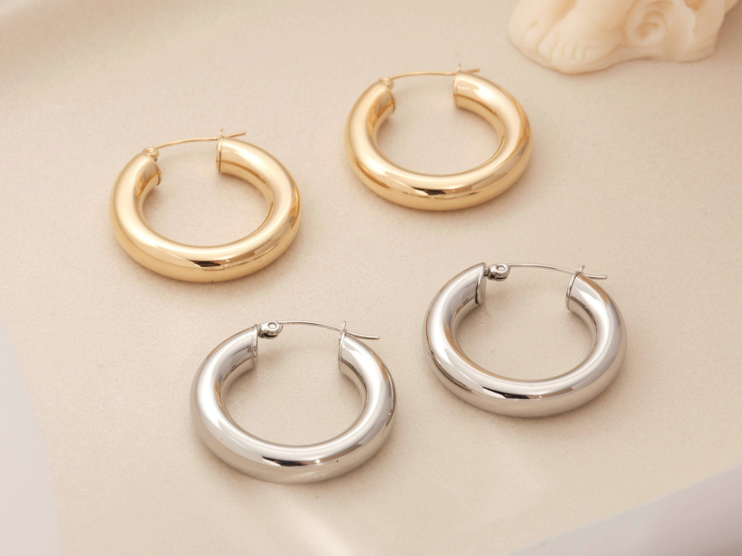 Chunky Gold Hoops,Chunky Hoops, Silver Hoop Earrings,Light Weight Hoops,Tube Hoops, Thick Hoops, Medium Hoop Earrings EXRRA THIN POST