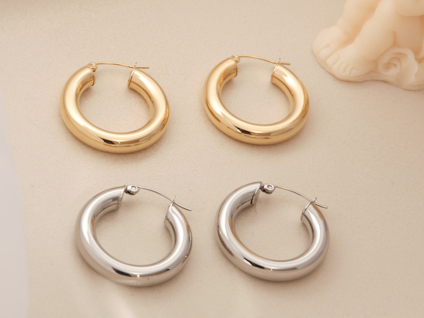 Chunky Gold Hoops,Chunky Hoops, Silver Hoop Earrings,Light Weight Hoops,Tube Hoops, Thick Hoops, Medium Hoop Earrings EXRRA THIN POST