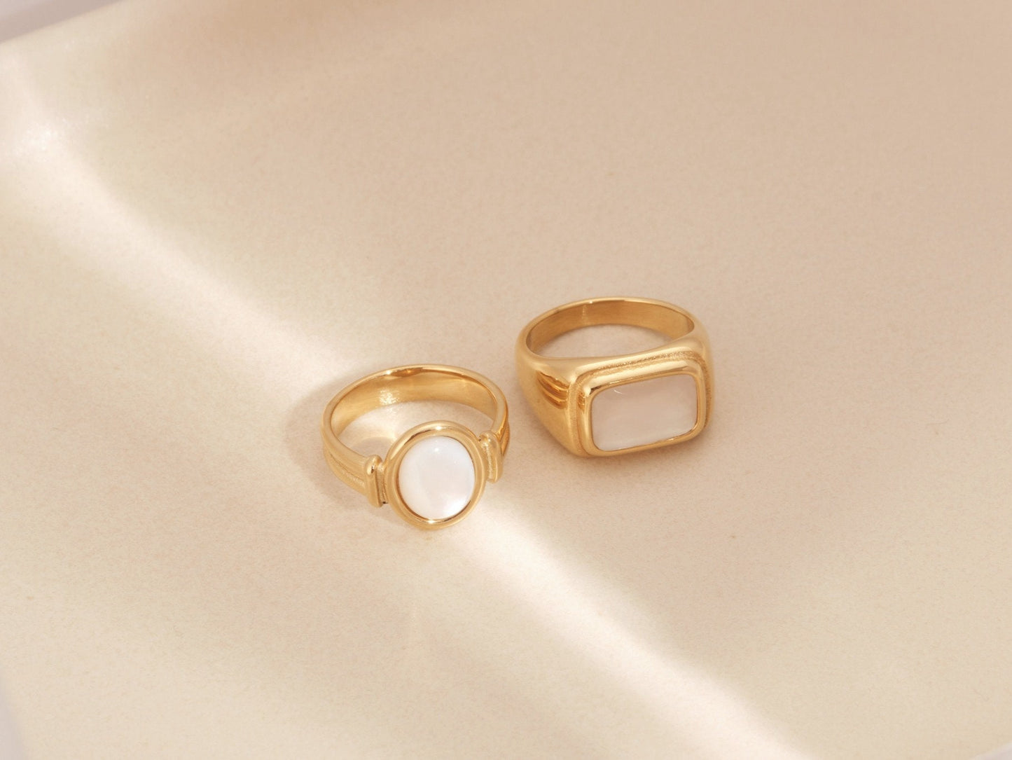 18K Gold Mother of Pearl Ring, Statement Ring, White Shell Ring, Stacking Rings, Gold Vintage Ring, Chunky Gold Ring, Square Mother of Pearl