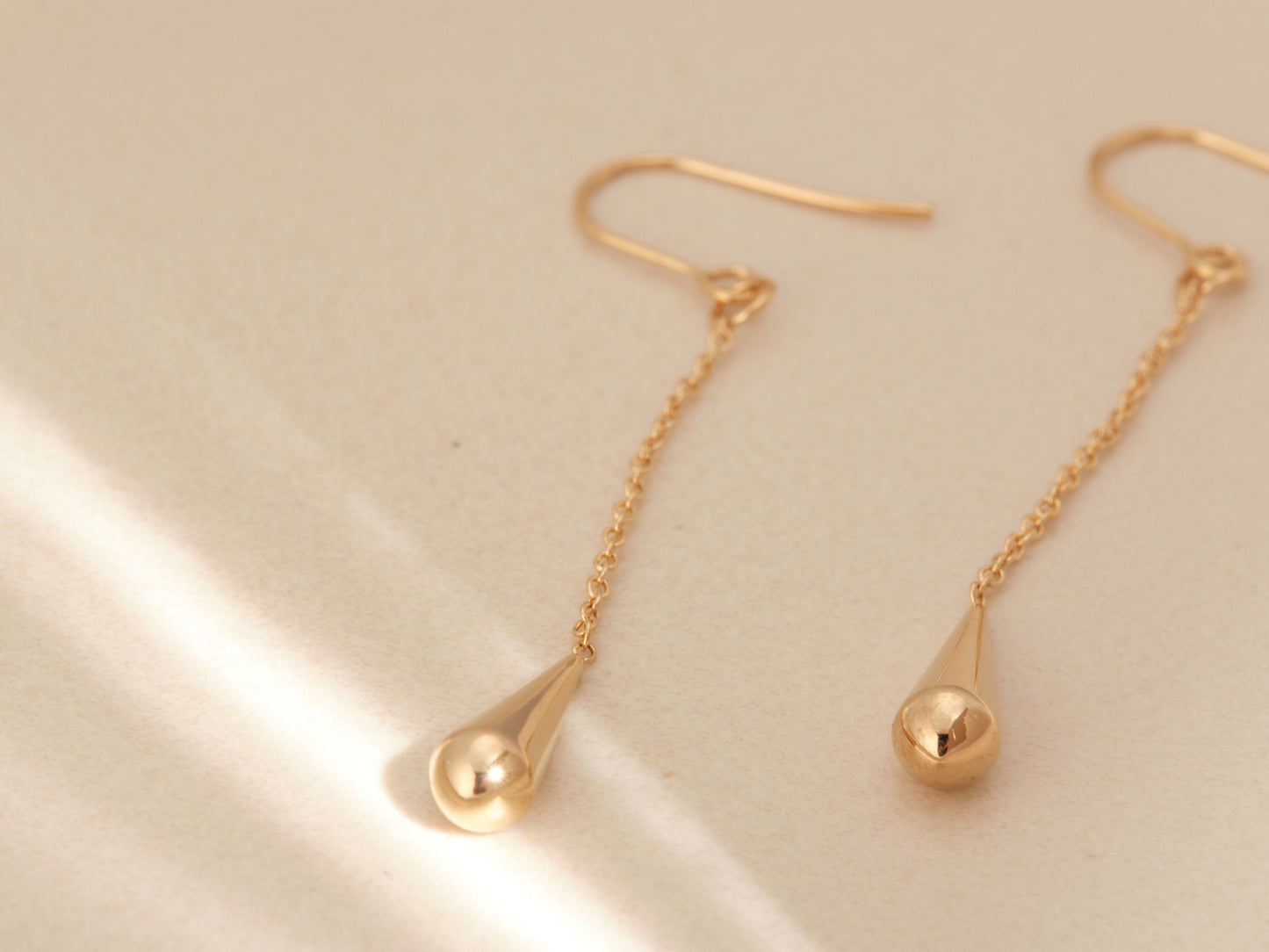 18K Gold Dainty Water drop earrings, Gold drop chain earring, Gold Dangle Drop Earrings, Simple Teardrop earrings, Gold Hook earrings
