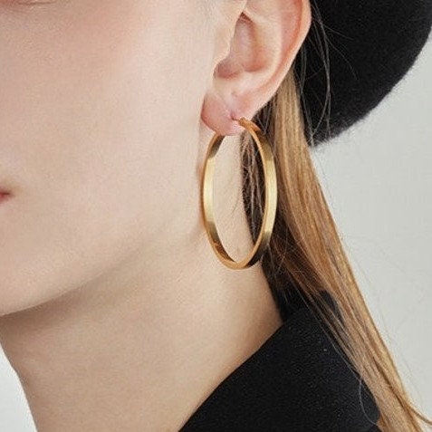 Gold Hoop Earrings, Gold Chunky Hoops, Thick Hoops, Lightweight Hoop Earrings, Classic Hoops, Gold Hoops, Plain Hoops, Simple Hoops