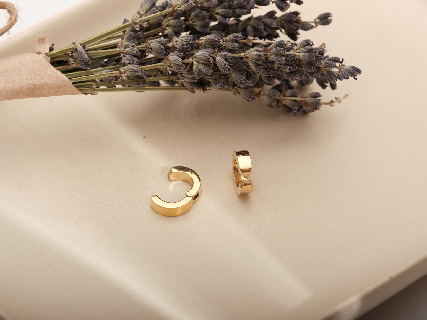 Ear Cuff Earrings-Clip On Huggie Hoop Earring Hoop Earrings-Thick Ear Cuff-Ear Clips-Non Piercing Earrings-Clip On Earrings Cuff-Hipster