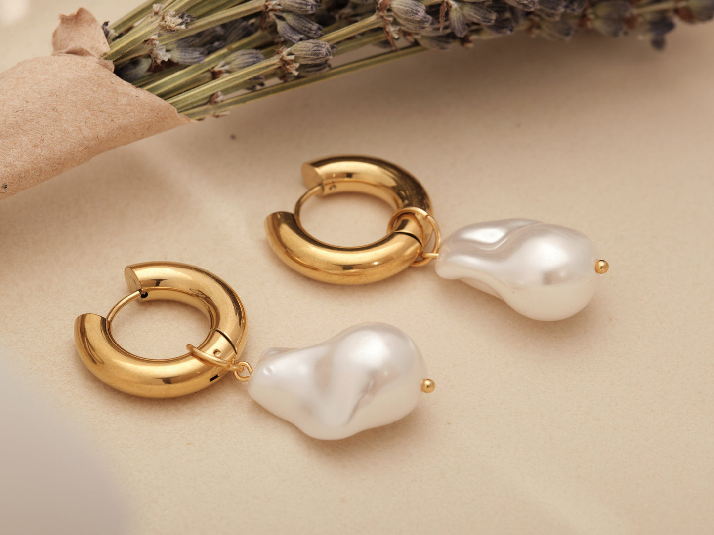 Pearl Hoop Earring Bridal Jewelry Gold Hoop Earrings Baroque Pearl Earrings Gold Hoops Minimalist Jewelry Bridesmaids Gift Set WATERPROOF