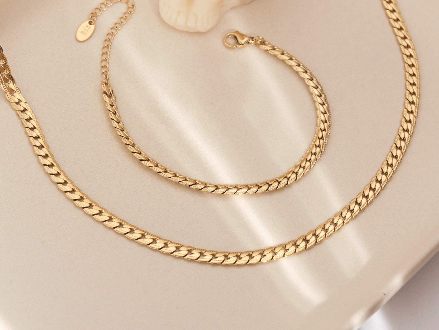 Gold Herringbone Necklace, Vintage Herringbone Necklace, Gold Snake Chain Necklace, Snake Necklace, Gold Herringbone Chain, Gift