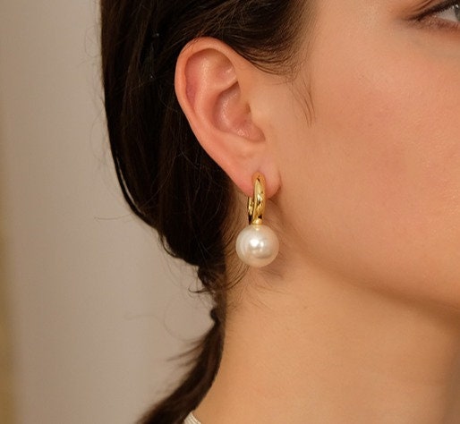 18K Gold Large Pearl Earrings, Simulated large Pearl Drop Earrings, chunky Pearl Huggies, Thick Huggies with Round Pearl Hoop Earring Gift