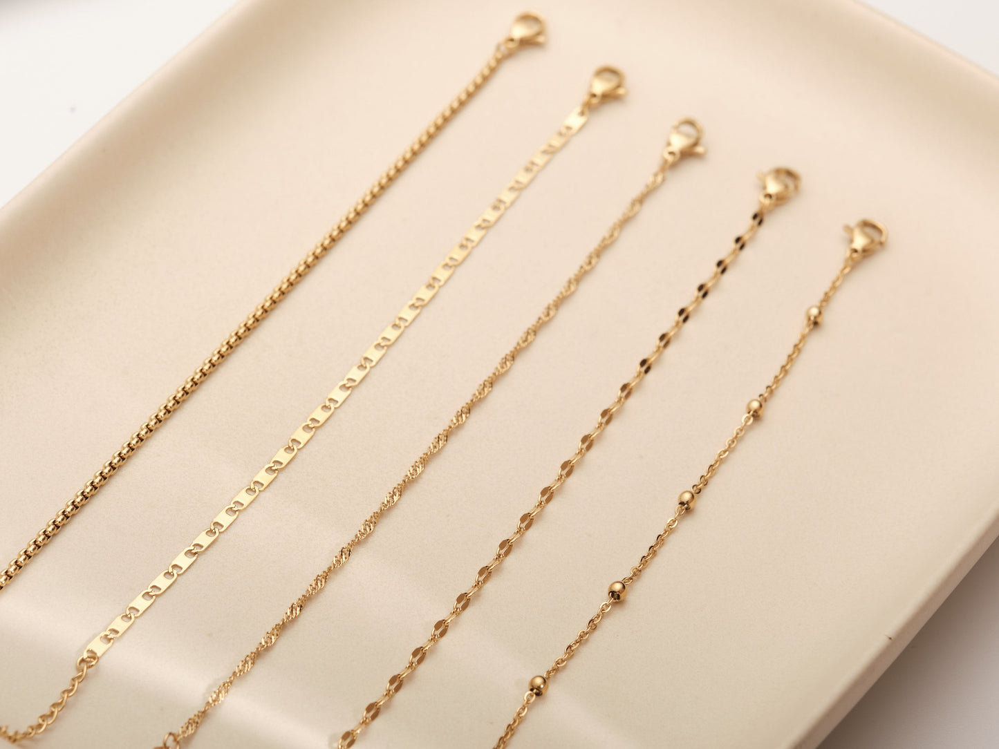 18K Gold Dainty Bracelet, Gold Chain Bracelet, Dainty Chain Bracelet, Dainty Bracelet, Twist Chain Bracelet, Sequin Chain Bracelet, Gift