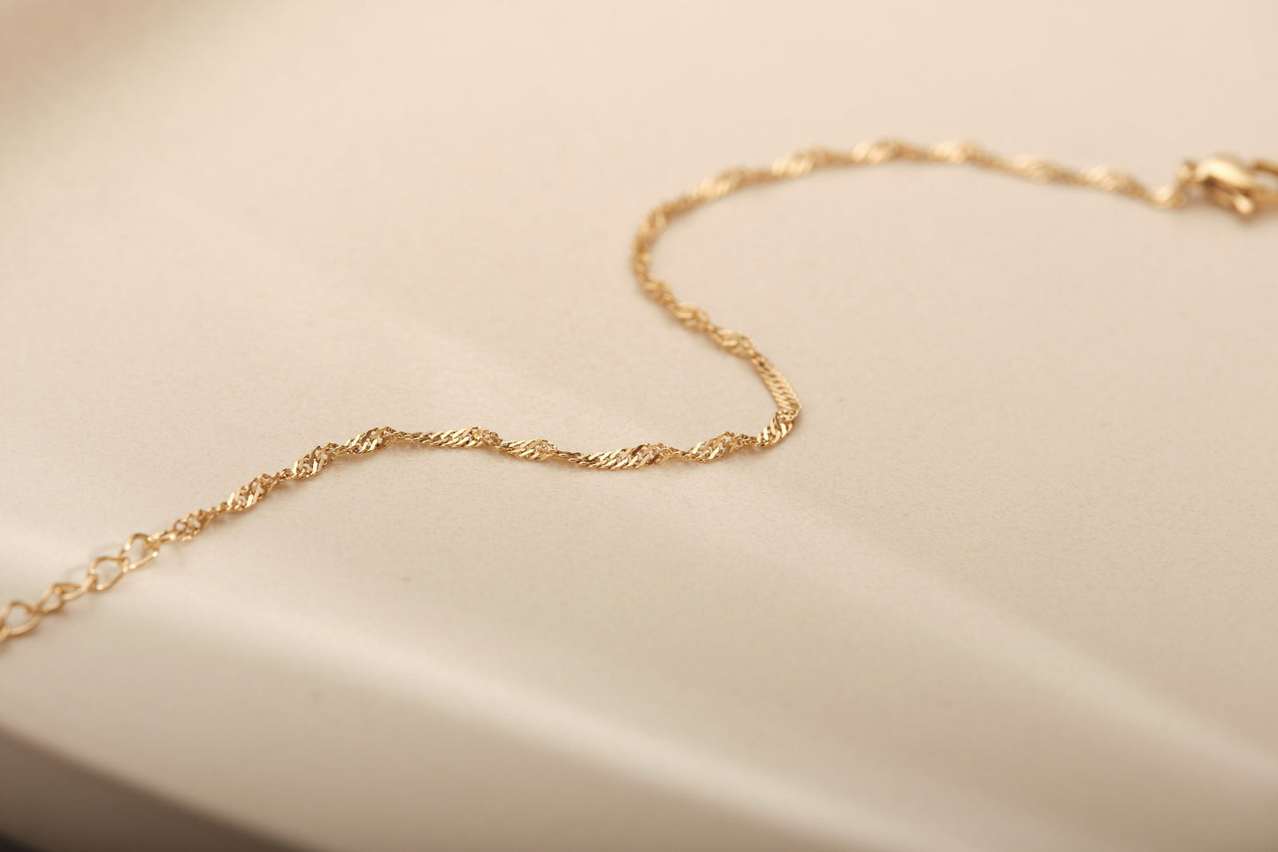 18K Gold Dainty Bracelet, Gold Chain Bracelet, Dainty Chain Bracelet, Dainty Bracelet, Twist Chain Bracelet, Sequin Chain Bracelet, Gift