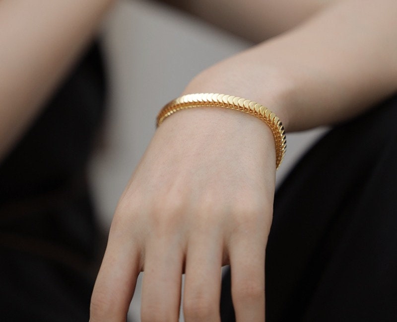 Gold Centipede Chain Necklace, Vintage Necklace, Gold Chain Necklace, Thick Centipede Necklace, Chunky Chain Necklace, Herringbone Chain