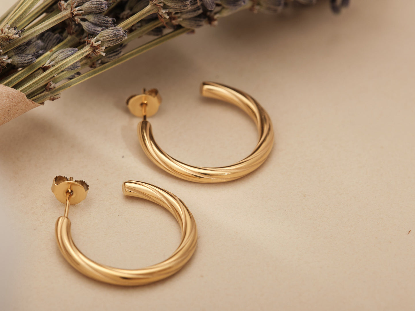 Gold Twisted Hoop, 18k Gold Twist Hoop, Twisted Earring, Gold Hoops, Gold Earrings, Gold Chunky Hoops, Gold Twisted Rope 25mm Diameter