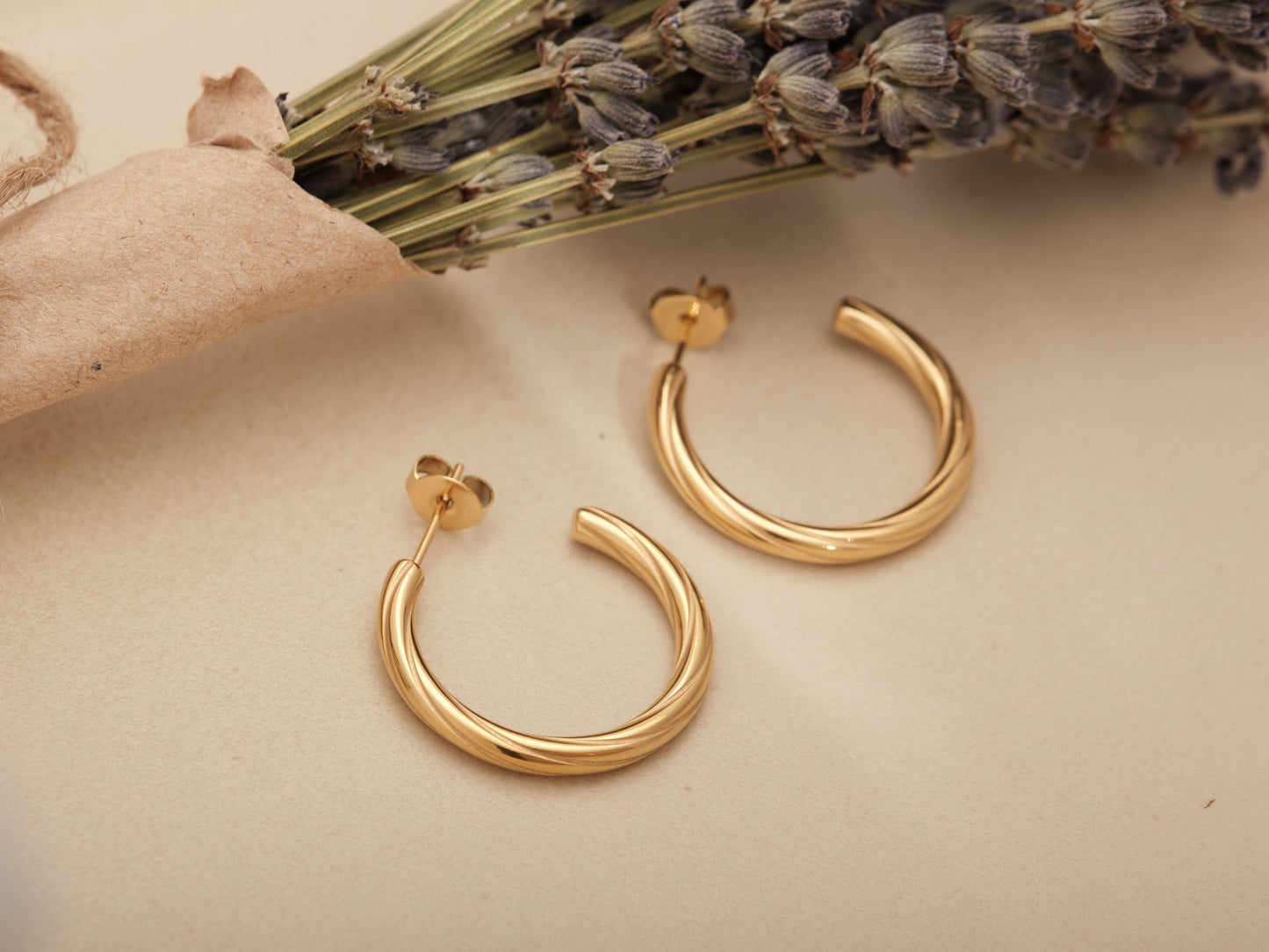 Gold Twisted Hoop, 18k Gold Twist Hoop, Twisted Earring, Gold Hoops, Gold Earrings, Gold Chunky Hoops, Gold Twisted Rope 25mm Diameter