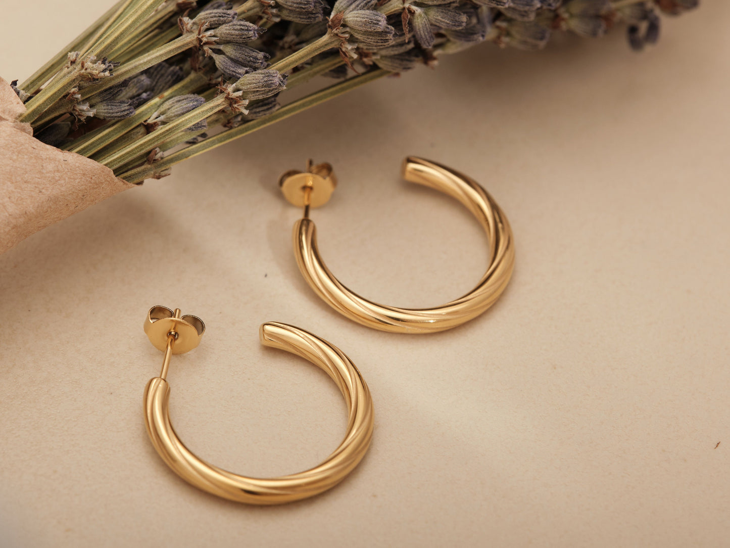 Gold Twisted Hoop, 18k Gold Twist Hoop, Twisted Earring, Gold Hoops, Gold Earrings, Gold Chunky Hoops, Gold Twisted Rope 25mm Diameter