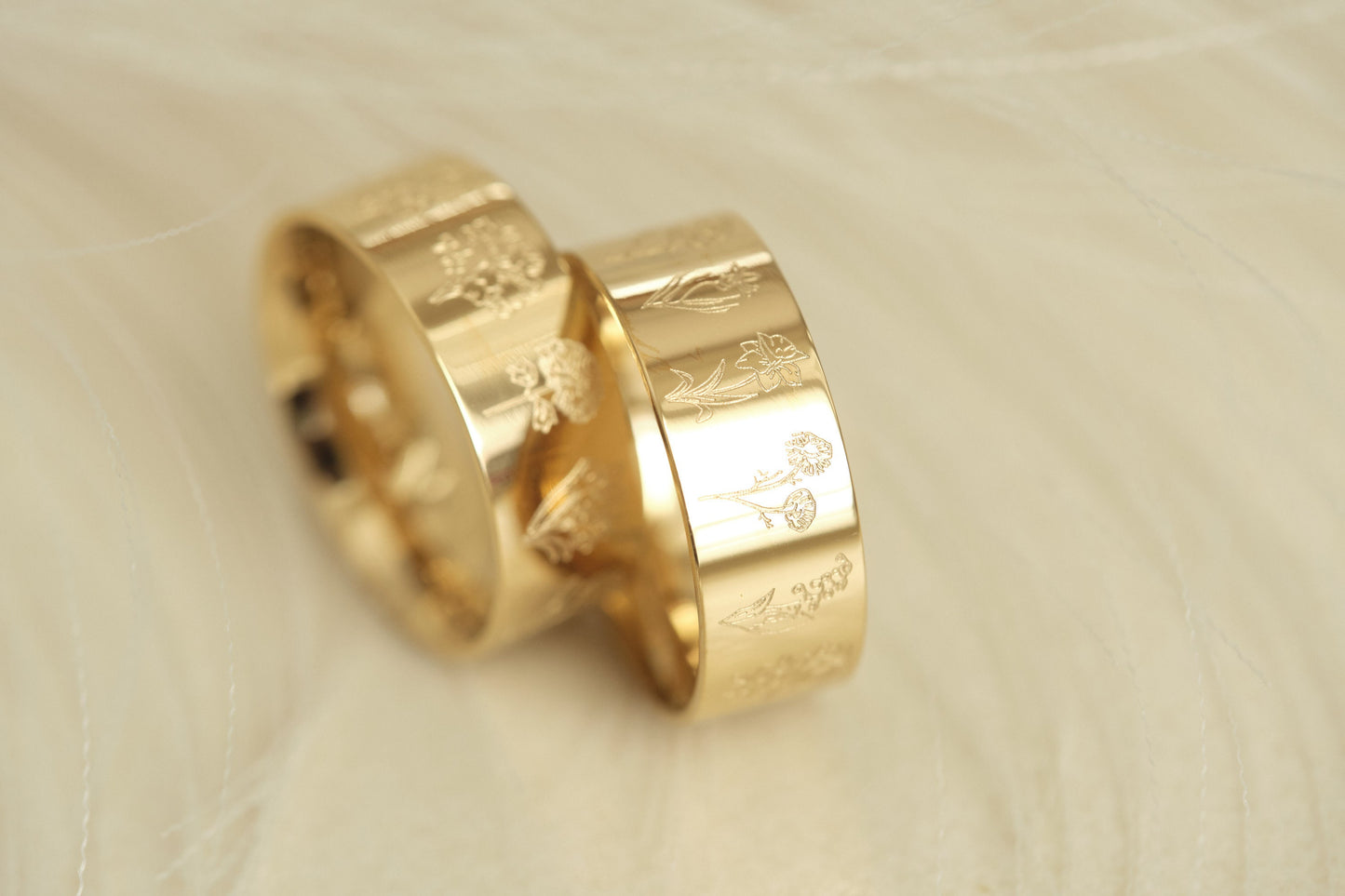 Gold birth flower ring, gold ring, birthday gift for her, month flower ring, personalized month flower jewelry, tarnish free ring, 12 months