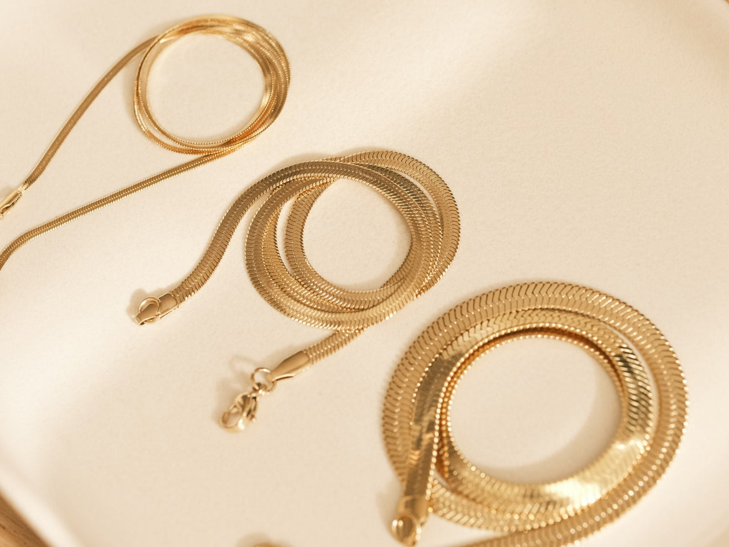 Shiny Gold Snake Chains, Gold Choker, Wide Snake Chains, Herringbone Chains, Snake Choker Necklace, Herringbone necklace, snake chain choker