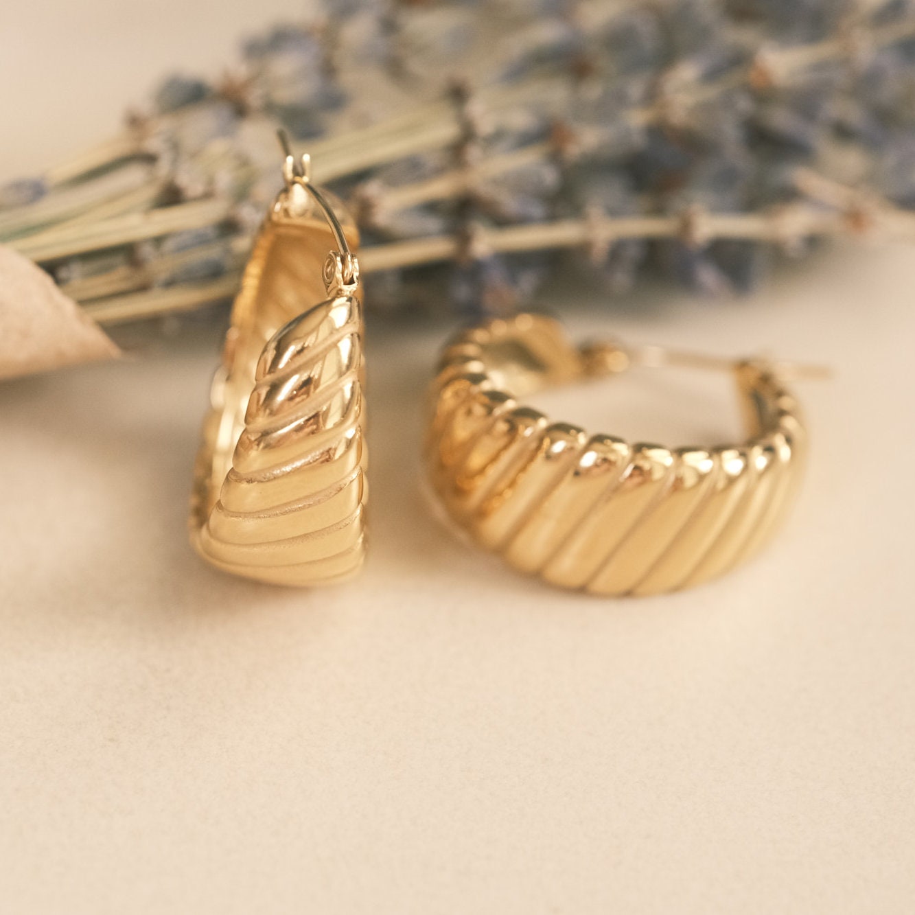 Gold Croissant Earrings, Croissant Hoops, Chunky Hoops, Twisted Hoops, Gold Thick Hoops, Hoop Earrings, Gold Earring, Statement Earring