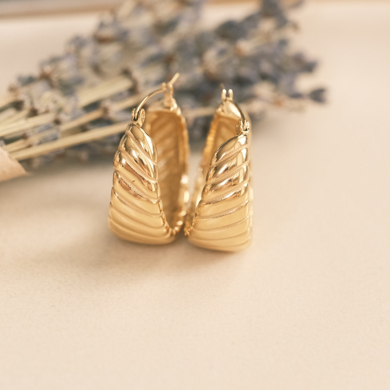 Gold Croissant Earrings, Croissant Hoops, Chunky Hoops, Twisted Hoops, Gold Thick Hoops, Hoop Earrings, Gold Earring, Statement Earring