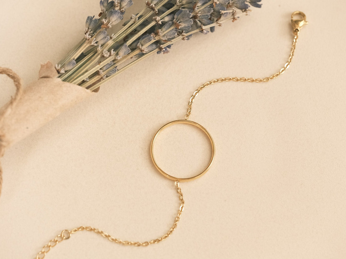 Gold Eternal Circle Bracelet, Gold Bracelet, Large Circle Bracelet, Dainty Bracelet, Gold Bracelet Gift, Bracelet Gift for Daughter from Mom