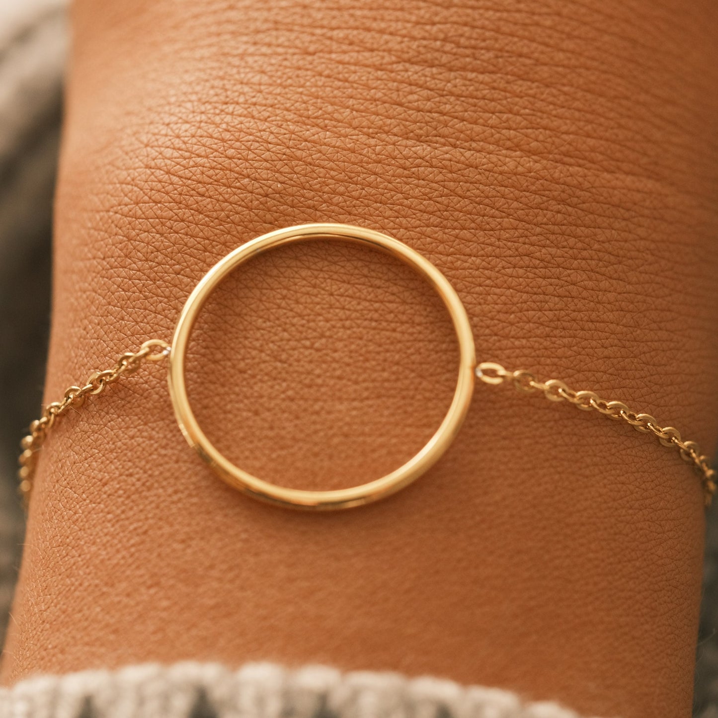 Gold Eternal Circle Bracelet, Gold Bracelet, Large Circle Bracelet, Dainty Bracelet, Gold Bracelet Gift, Bracelet Gift for Daughter from Mom