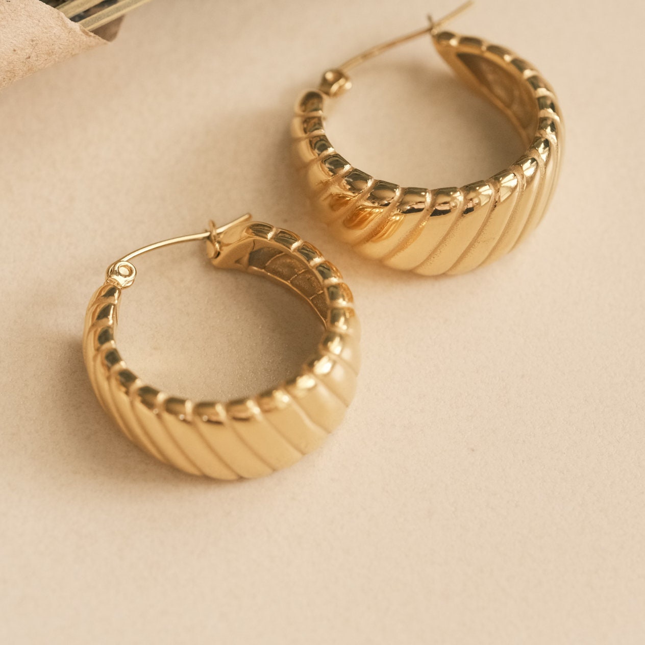 Gold Croissant Earrings, Croissant Hoops, Chunky Hoops, Twisted Hoops, Gold Thick Hoops, Hoop Earrings, Gold Earring, Statement Earring