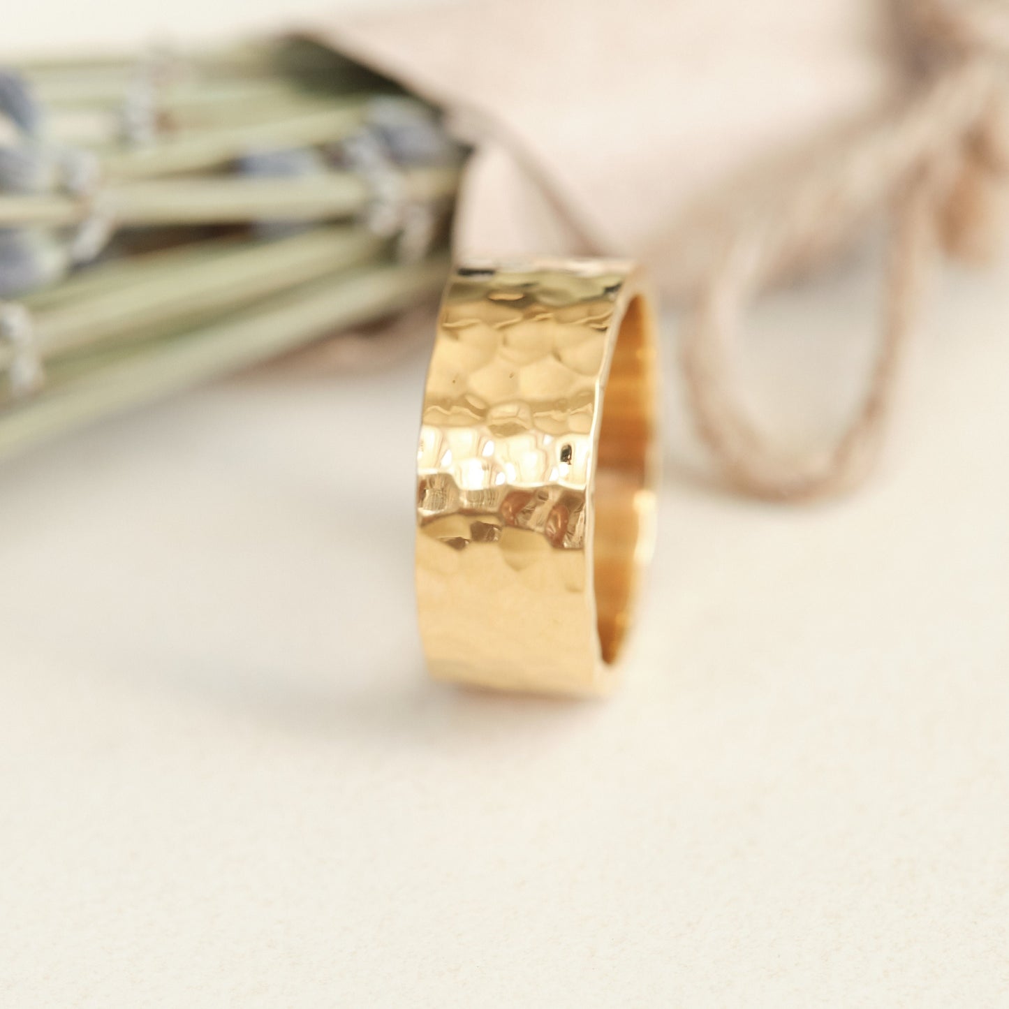 18K Gold PVD Hammered Ring, Hammered Band Ring, Gold Ring, Chunky Ring, Thick Ring, Simple Band, Hammered Ring, Wide Ring, Statement Ring