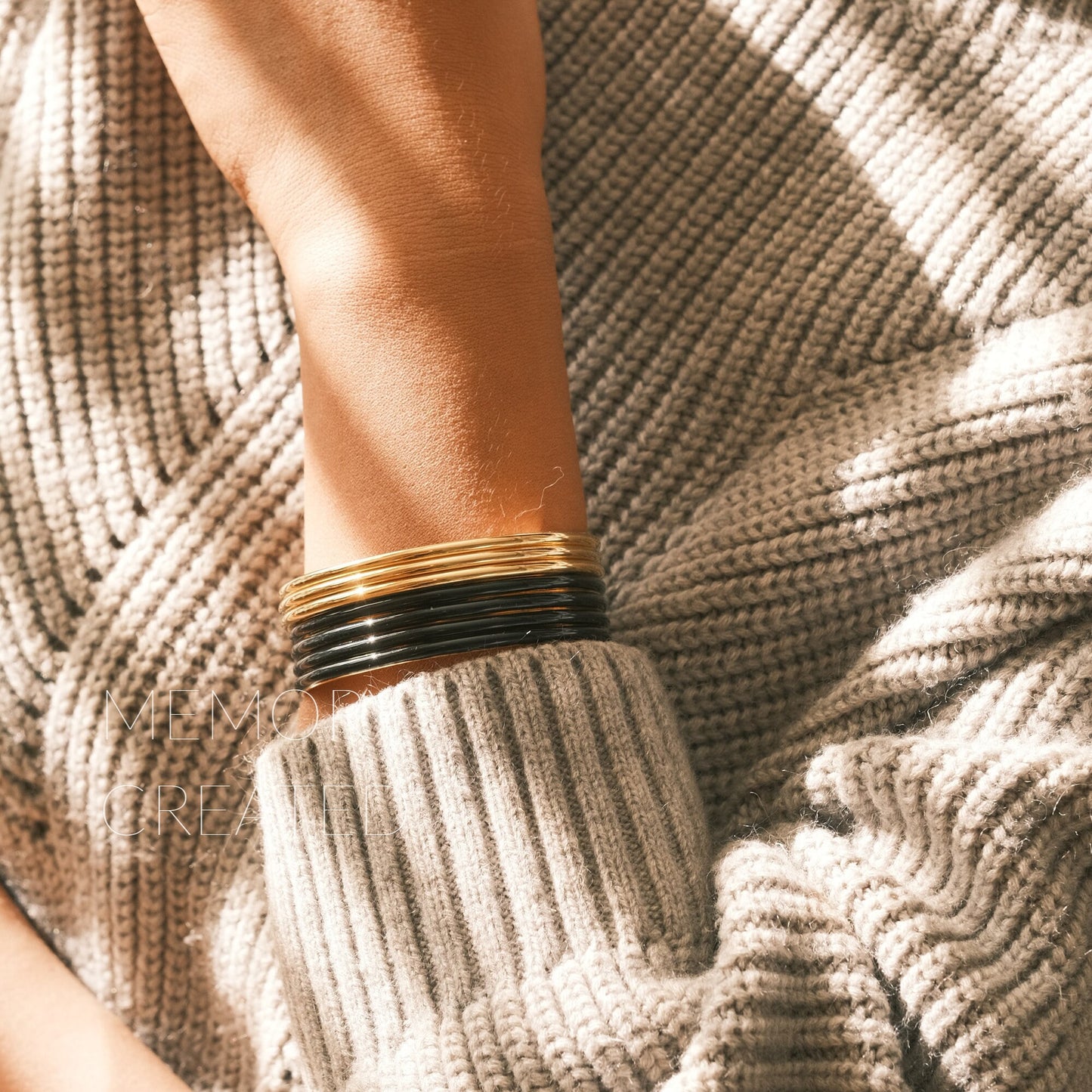 Black Bangle Bracelet, Gold Black Bangle for Women Plain Bangle Classic Slip On Bangle Tarnish Free Bangle Stackable Bangles Stacking Bangle