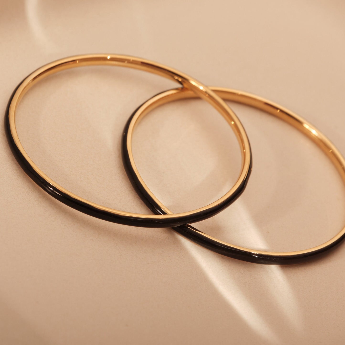 Black Bangle Bracelet, Gold Black Bangle for Women Plain Bangle Classic Slip On Bangle Tarnish Free Bangle Stackable Bangles Stacking Bangle