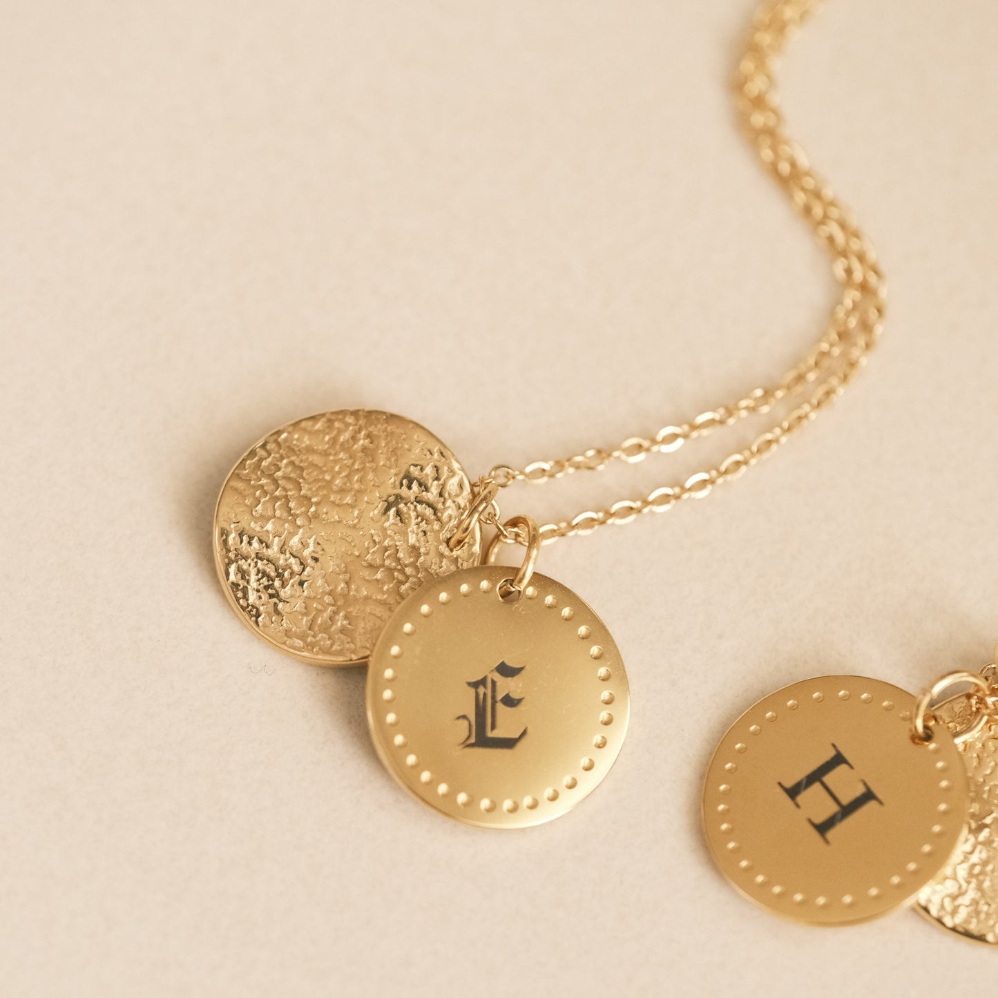 18K Gold PVD Engraved Disc Necklace, Personalised Circle, Name Plate Necklace, Custom Name, Children Initial Necklace, Circle Tag Necklace