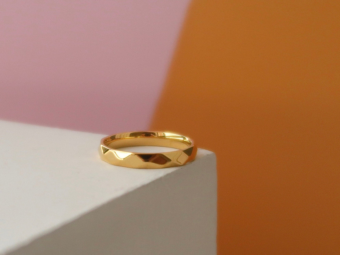 18K Gold Rough Faceted Wedding Ring Textured faceted Ring Gold Hammered Ring Textured Ring Extra Shine Gold Ring Textured Band Gold Ring