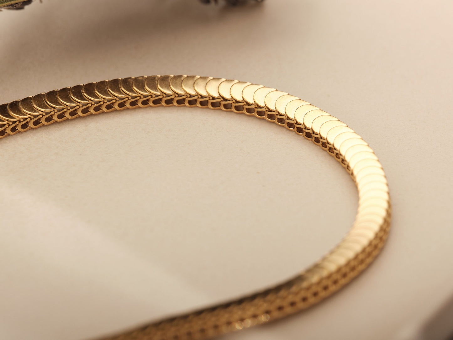 Gold Centipede Chain Necklace, Vintage Necklace, Gold Chain Necklace, Thick Centipede Necklace, Chunky Chain Necklace, Herringbone Chain